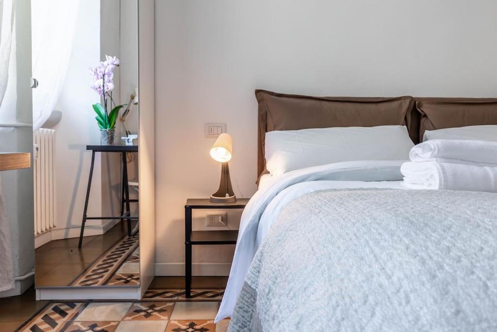 Appartamento Bilocale Zara - Stazione Centrale - Isola Design District Mediolan Zewnętrze zdjęcie